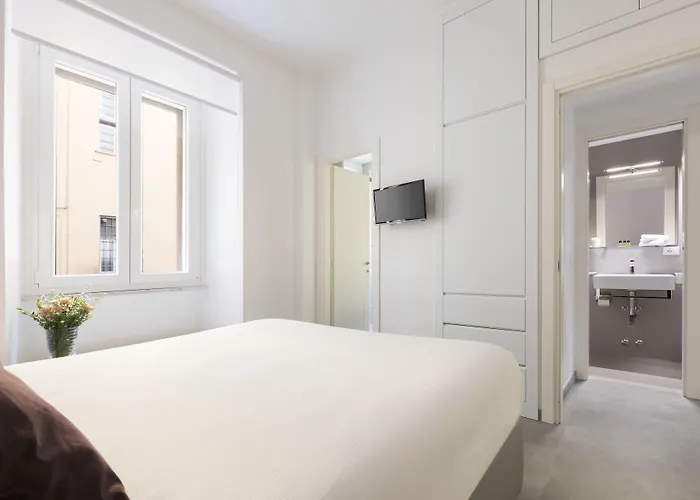 Апартаменты Romac Borghese With 3 Bedrooms Near Via Veneto