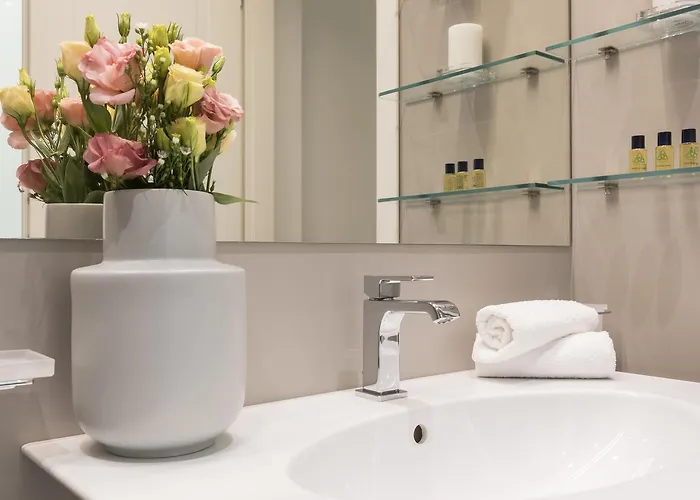 Апартаменты Romac Borghese With 3 Bedrooms Near Via Veneto