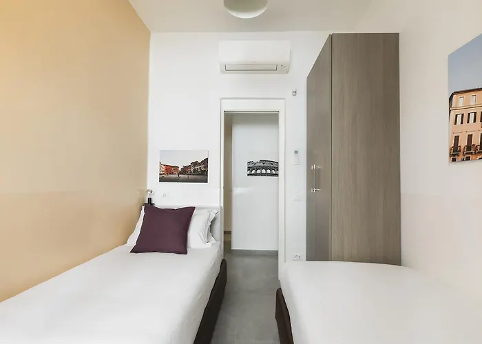 Romac Borghese With 3 Bedrooms Near Via Veneto Апартаменты