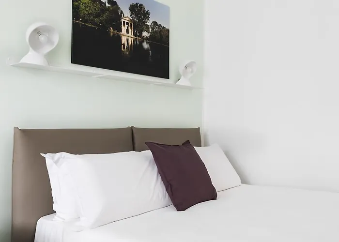 Апартаменты Romac Borghese With 3 Bedrooms Near Via Veneto Рим